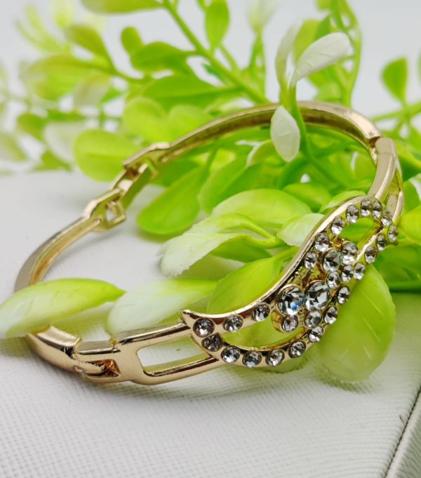Exquisite Imported Adjustable Crystal Leaf Bracelet