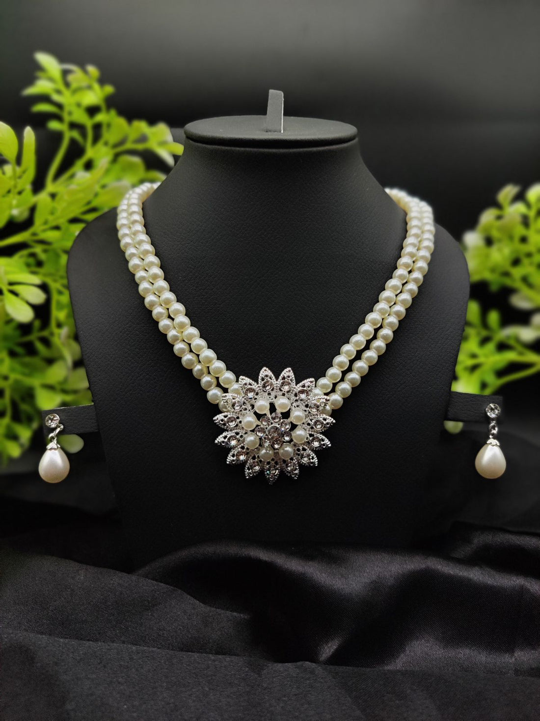 Imported Pearl Necklace Set